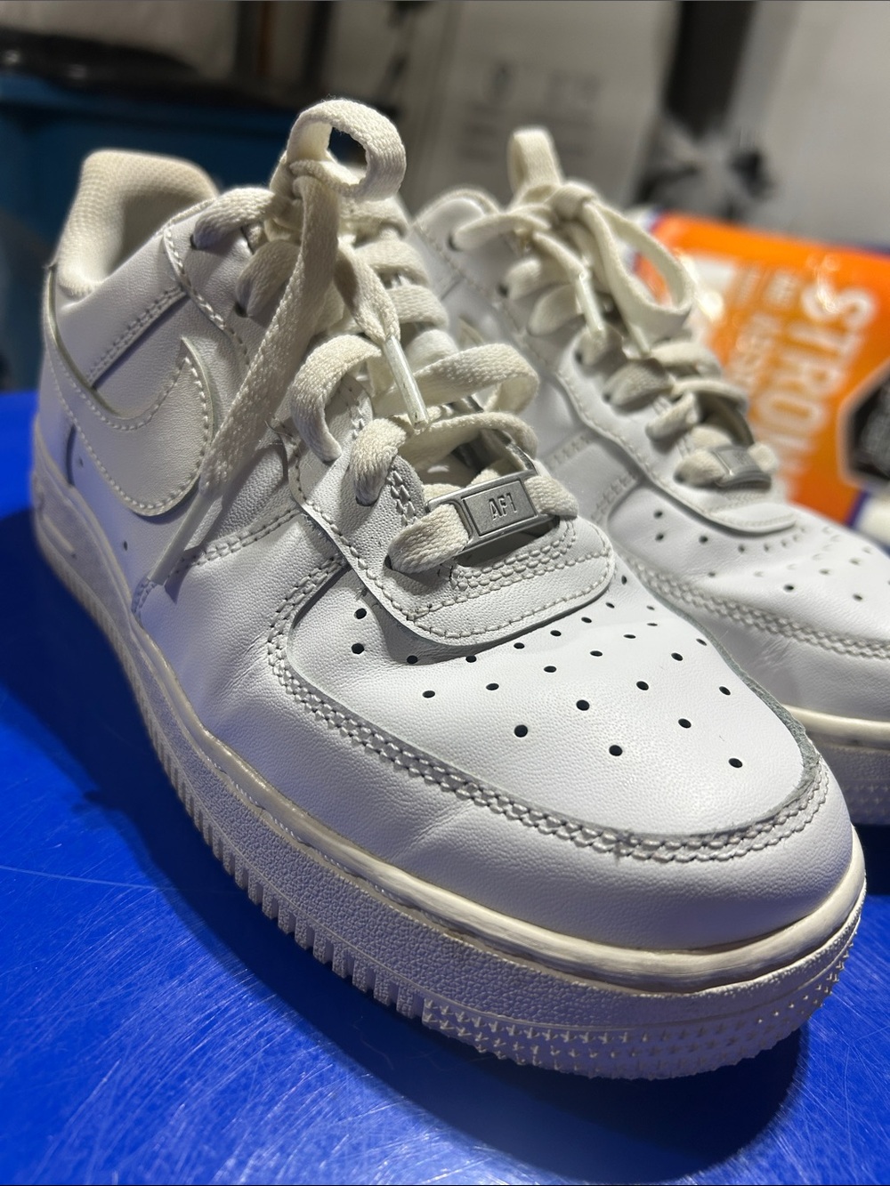 NIKE Air Force 1